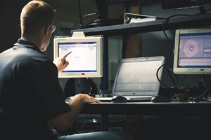 Fig. 3. An engineer uses the updated GUIDE surface decoder system to detect mud pulses as short as 0.125 sec for faster toolface updates.